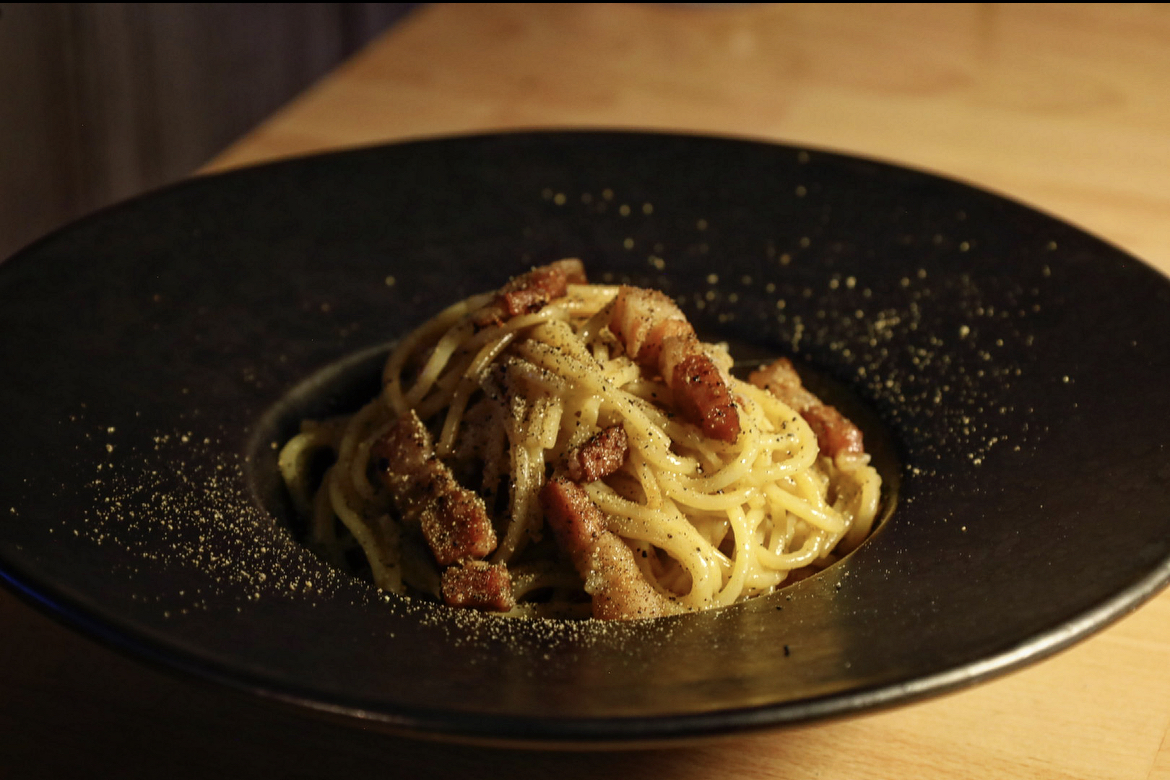 【本格パスタ】Pasta alla Carbonara：炭焼き夫風パスタ【イタリア郷土料理】